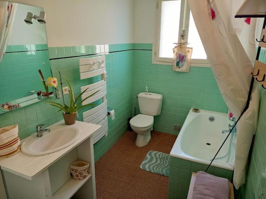 Maison 4 Pers Avec Jardin Au Pied Des Montagnes Ria Kültér fotó